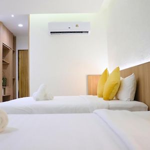 Premier Triple Room Garden View
